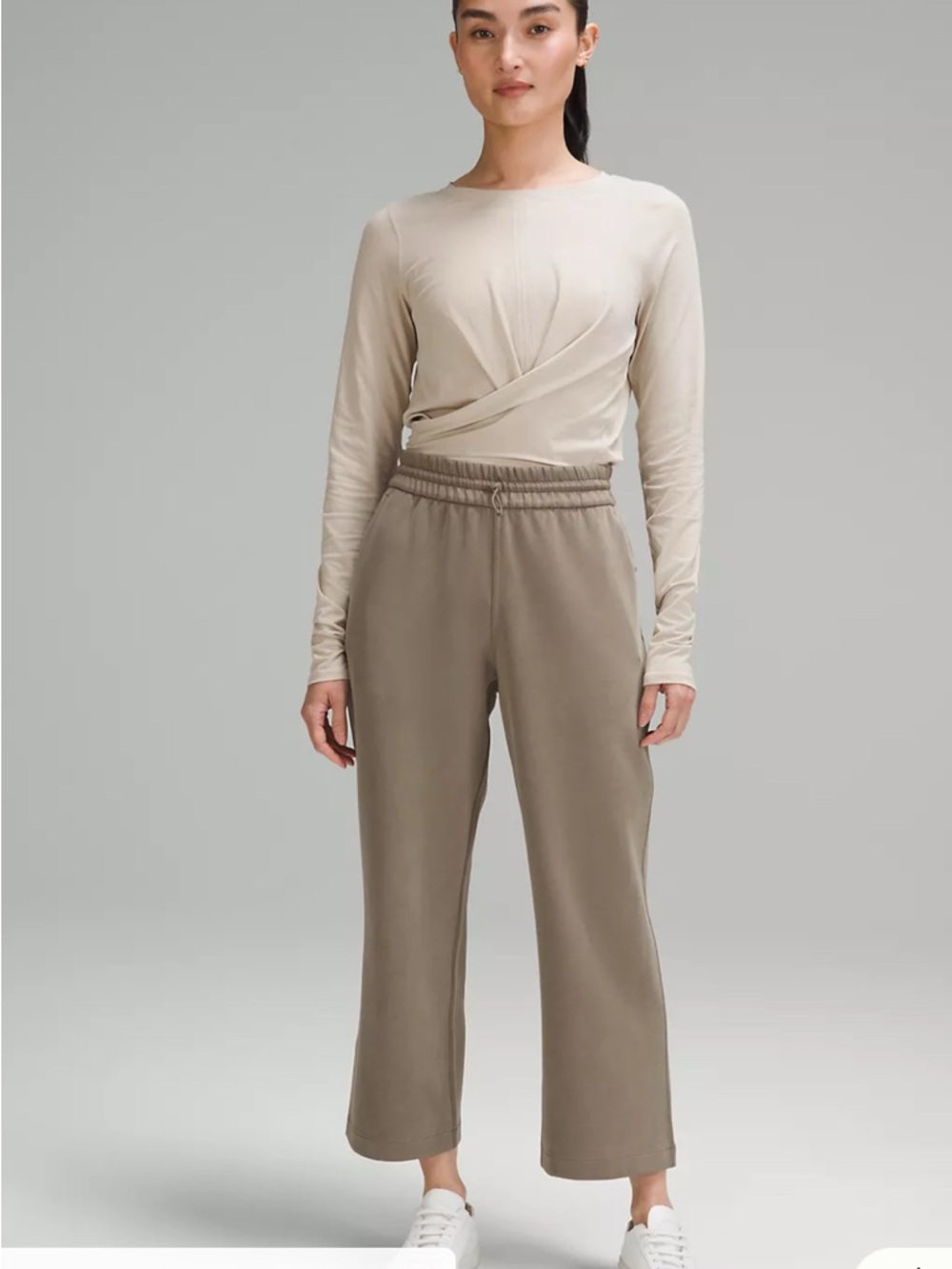 lululemon athletica Cropped Wide-Leg Joggers in Taupe